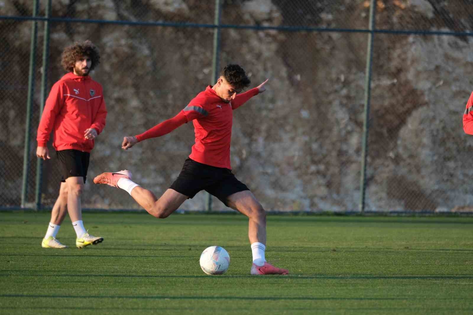 Atakaş Hatayspor, Çaykur Rizespor maçı hazırlıklarına başladı