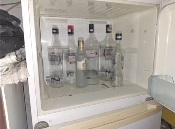 Burdur'da yılbaşı öncesi 333 litre kaçak içki ele geçirildi