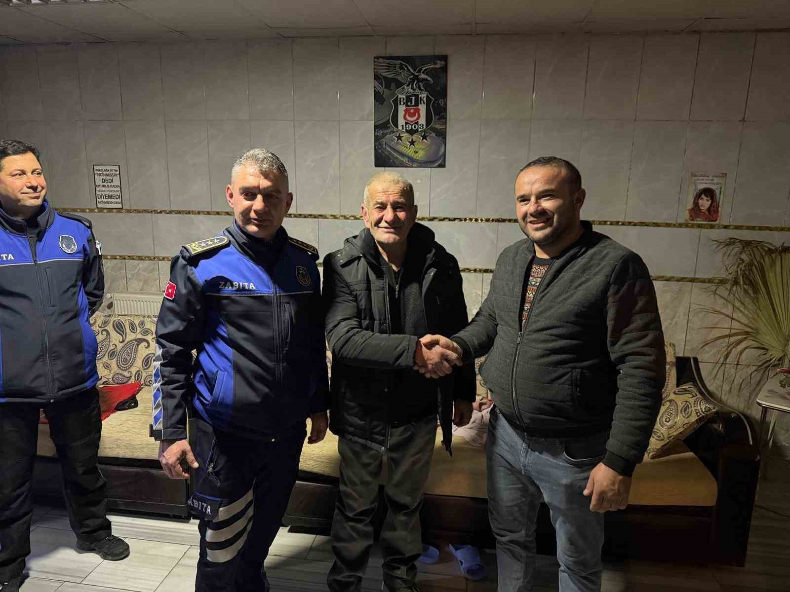 "Evsiz" sandılar, iki dairesi çıktı