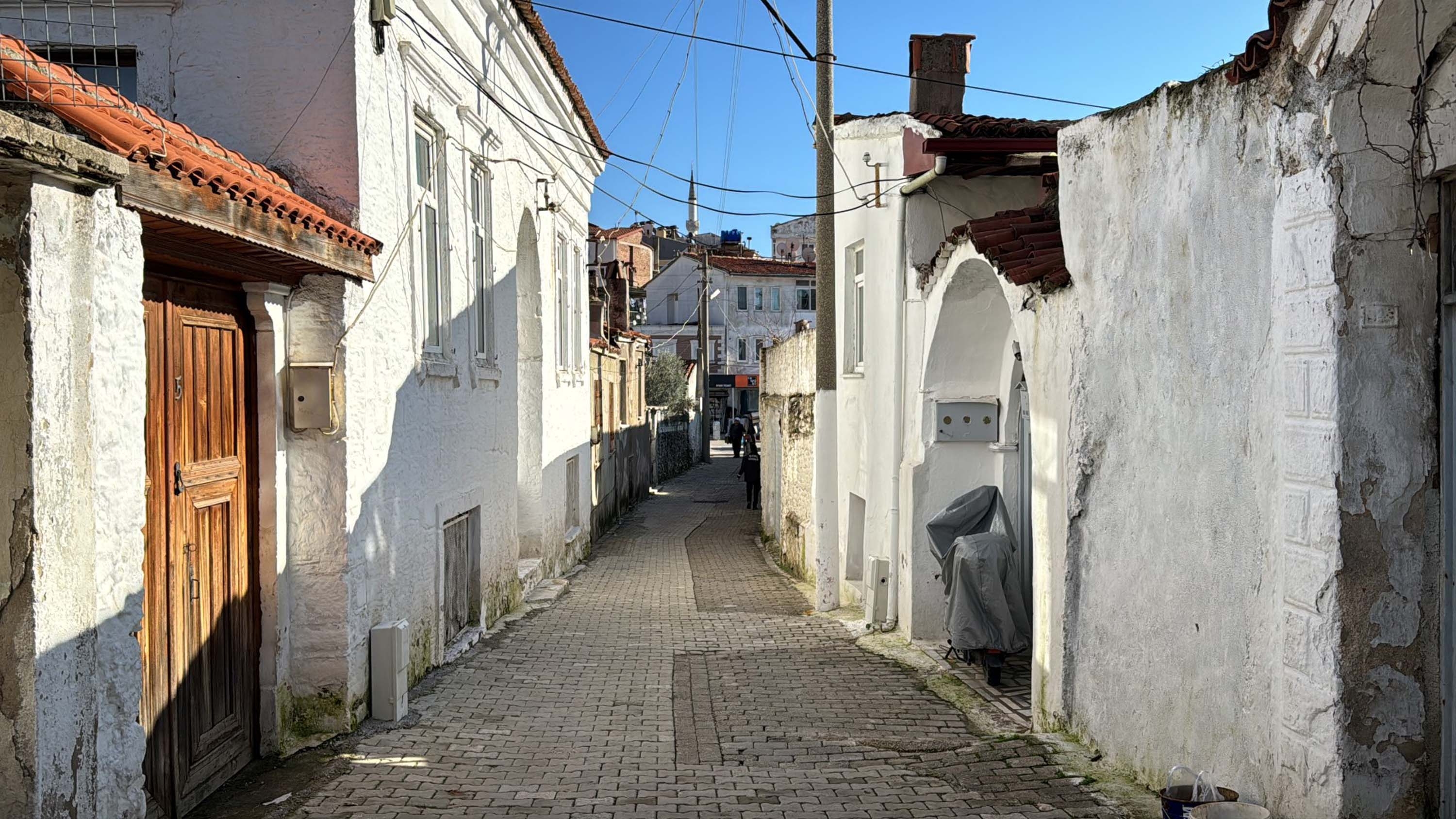 Kapı tokmaklarının yerini ziller aldı