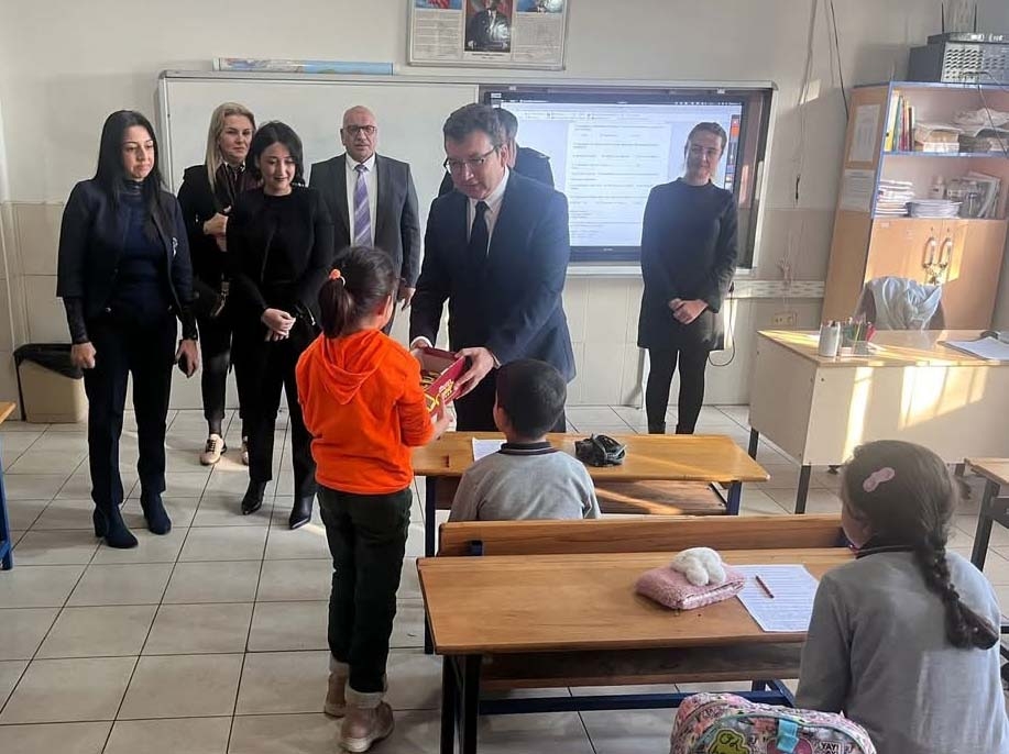 Kaymakam Şahin, mahallelinin sorunlarını dinledi