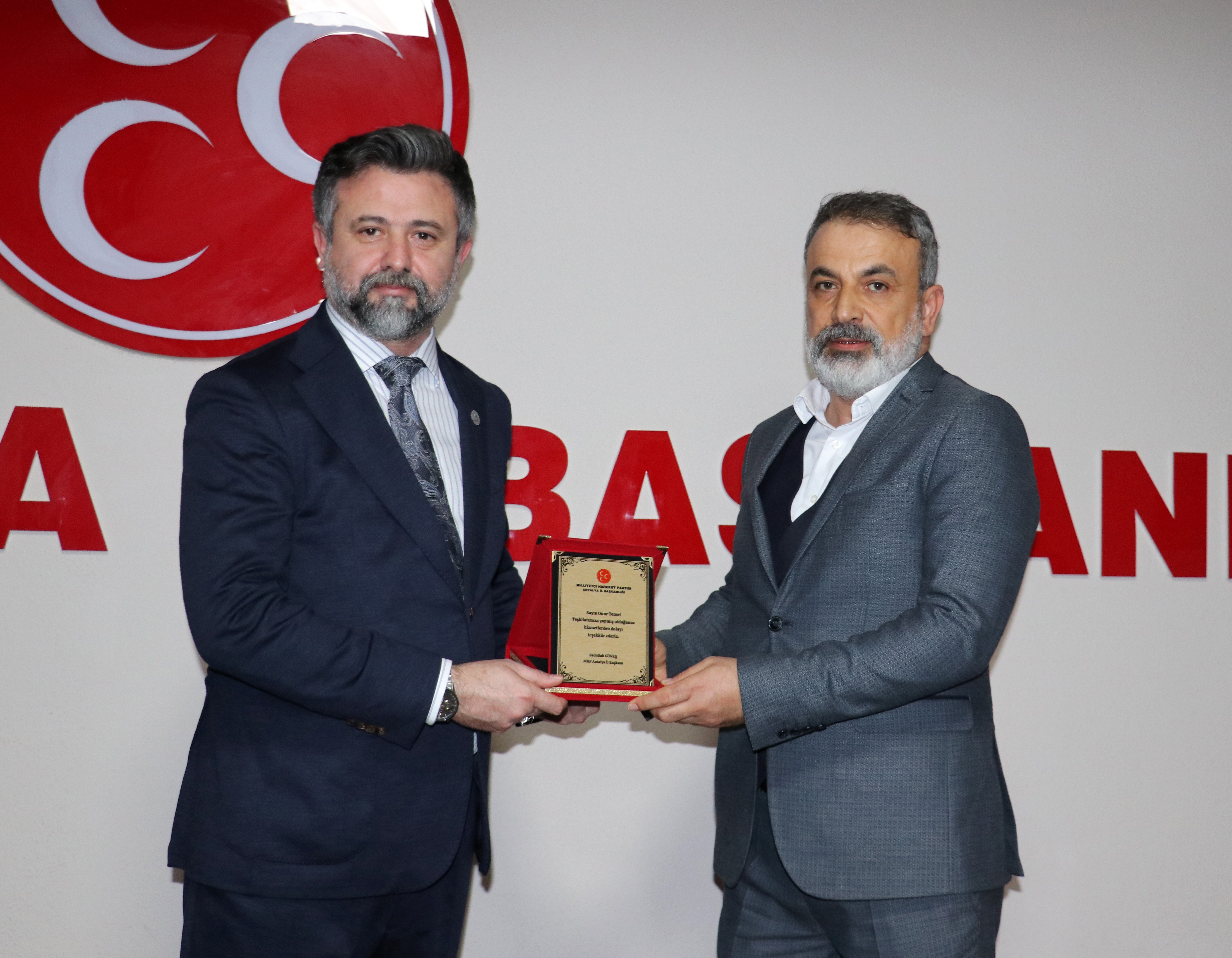 MHP Antalya'da Devir Teslim Töreni