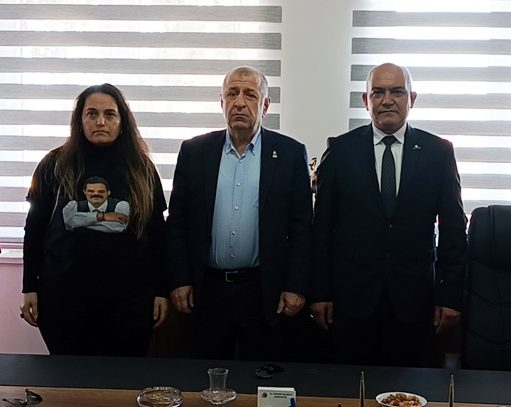 Özdağ, adı 'Sinan Ateş' olarak değiştirilen caddenin açılışına katıldı