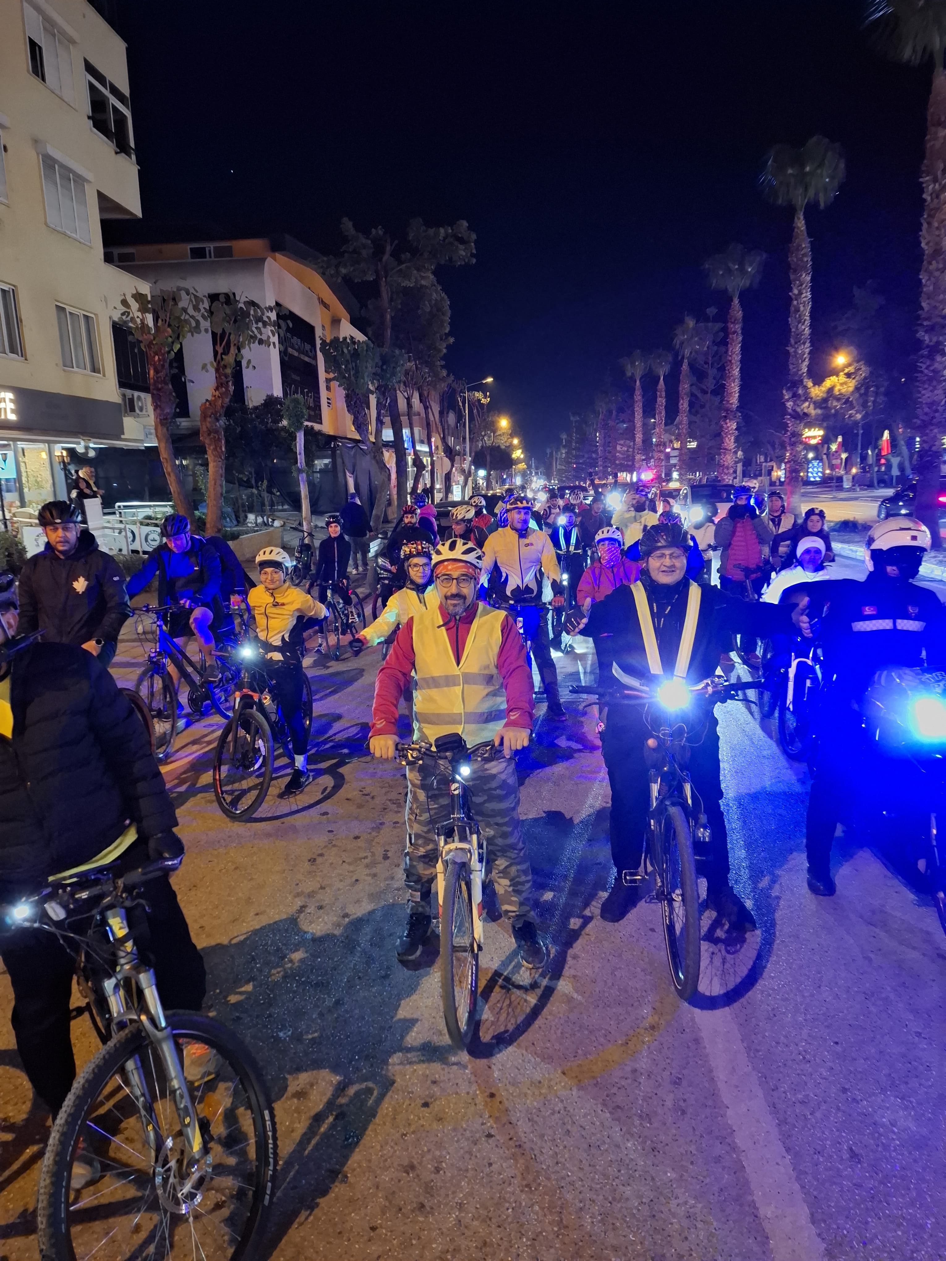 Pedallar 'Enerjini Koru' Sloganıyla Çevrildi