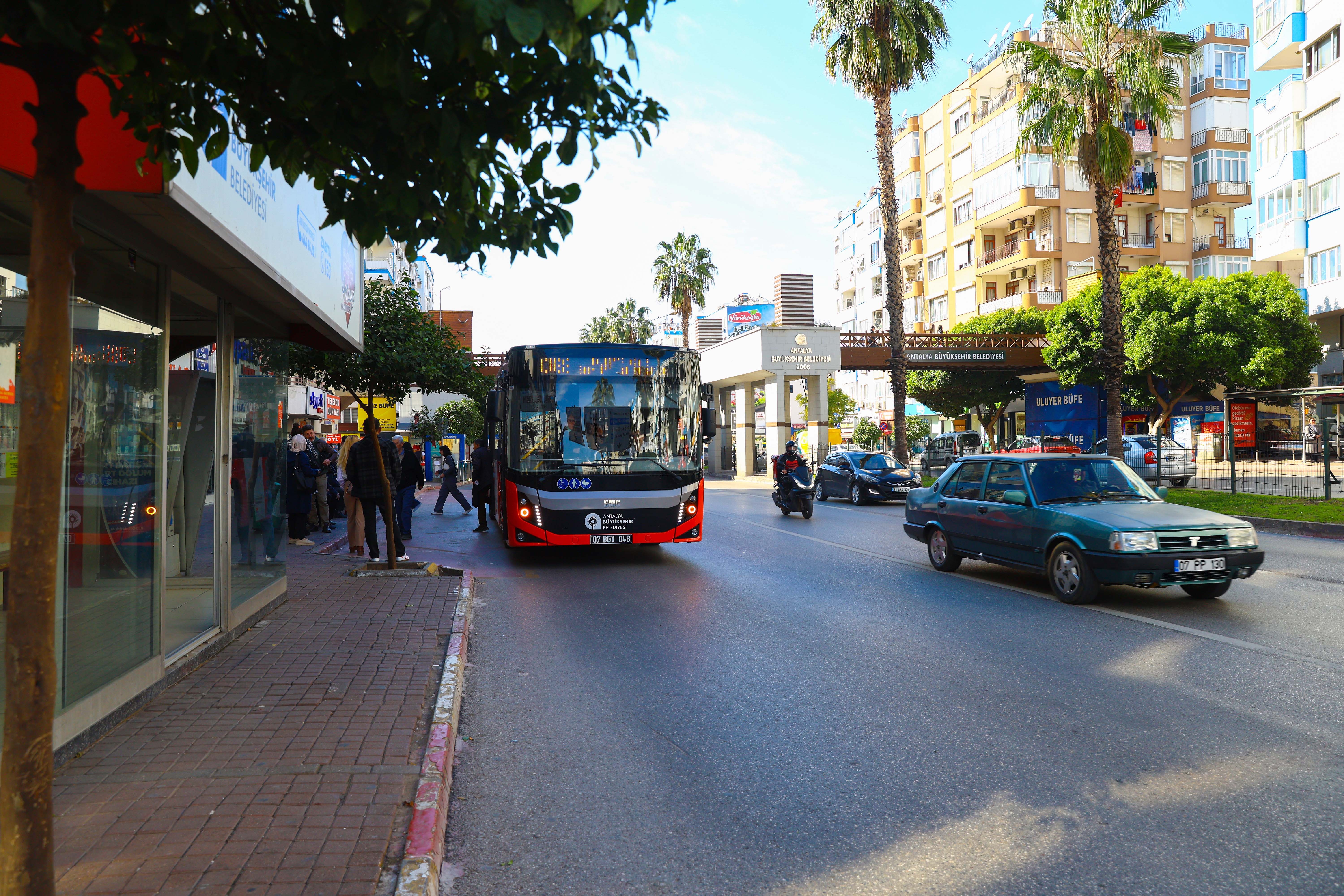 Antalya'da Ulaşım Ücretlerine Zam Geldi
