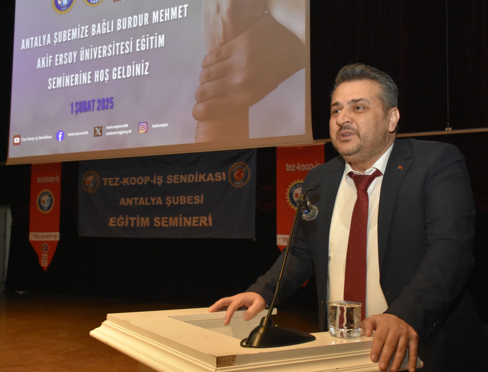 Burdur MAKÜ'de Sendikal Eğitim Semineri