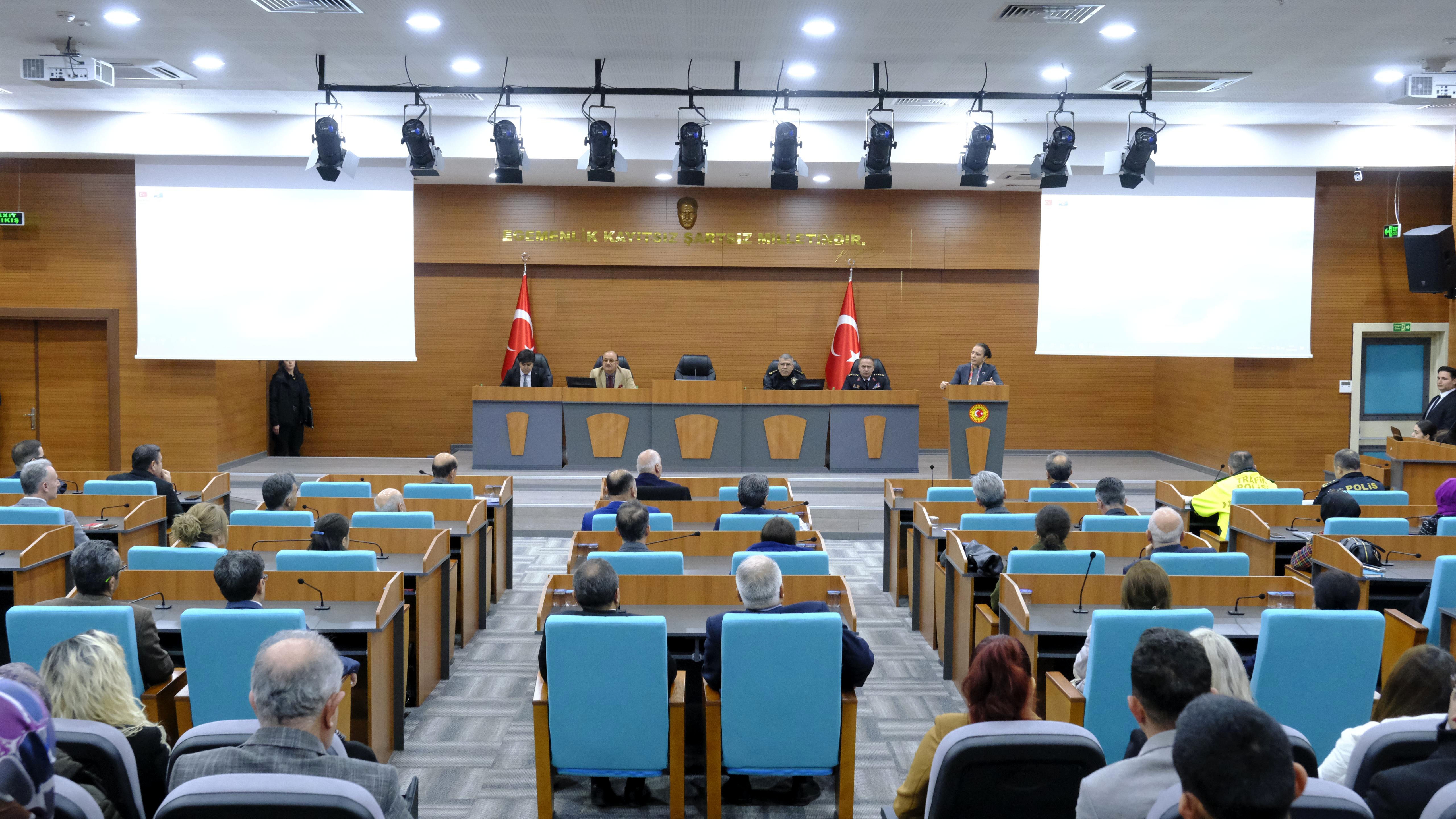 Eğitim Yöneticileriyle Değerlendirme Toplantısı