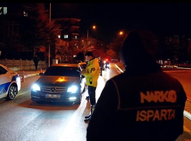 Isparta'da 213 Şahıs ve 119 Araç Denetlendi