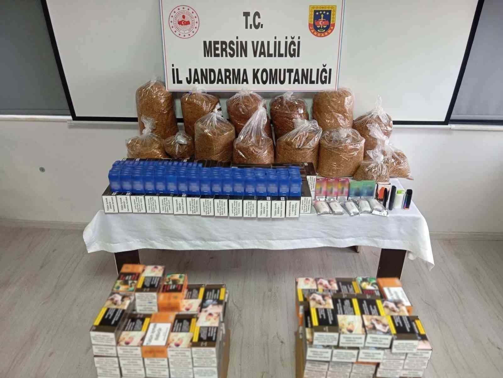 Mersin'de kaçak makaron operasyonu: 4 gözaltı