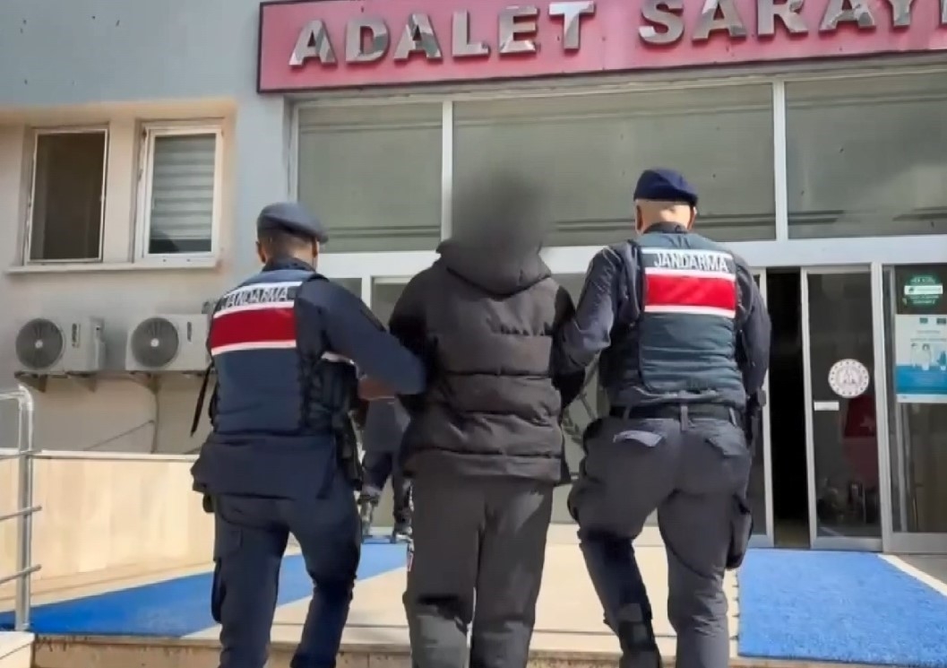 Mersin'de uyuşturucu operasyonu: 3 tutuklama