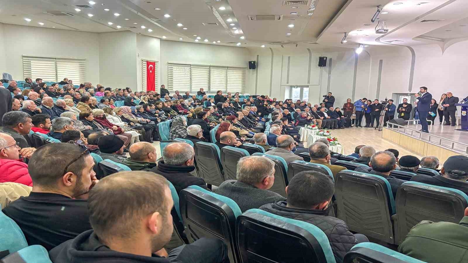 Tarsus'ta, 6 Şubat depreminde hayatını kaybedenler anıldı