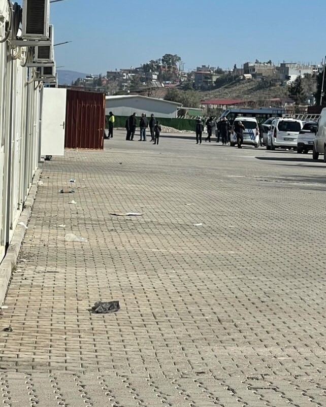 Yaşlı kadın yaşadığı konteynerda ölü bulundu