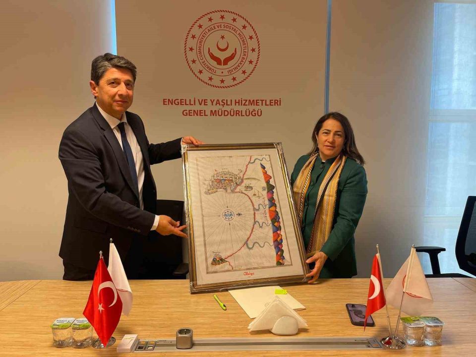 ALKÜ’de yaşlılara saygı haftası