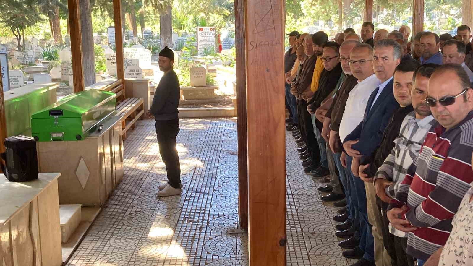 Acı olay: Babası 6 yıl önce vefat eden 8 yaşındaki Naz kazada hayatını kaybetti
