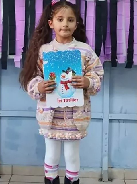 Bisikletten düşen kız çocuğu hayatını kaybetti
