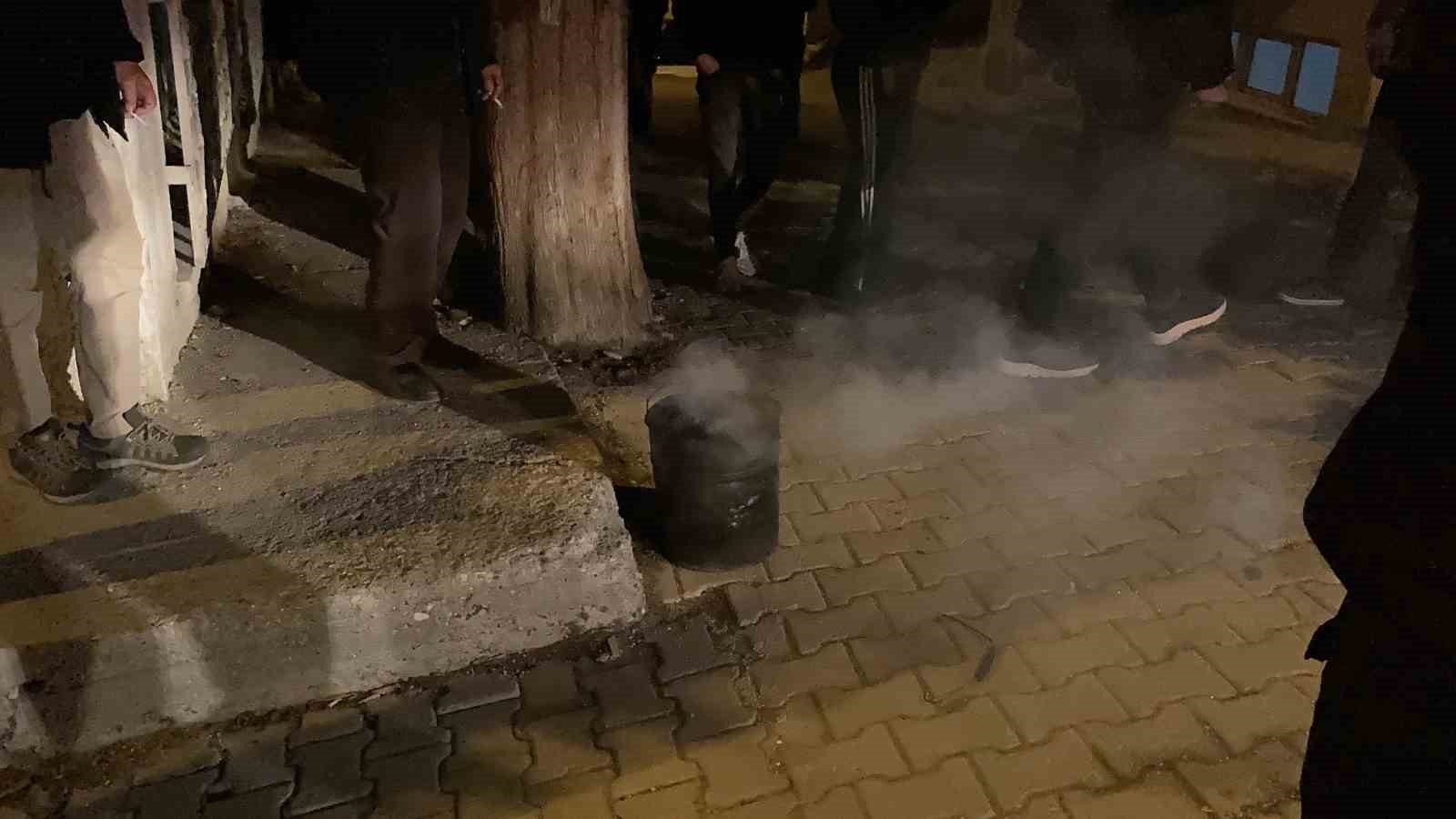 Evde yanar vaziyette bırakılan soba yangına neden oldu