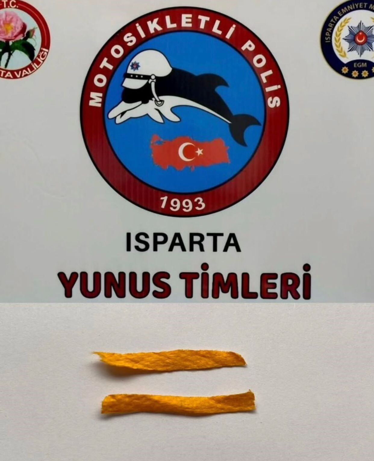 Isparta'da uyuşturucu bulunduran 2 şüpheliye gözaltı