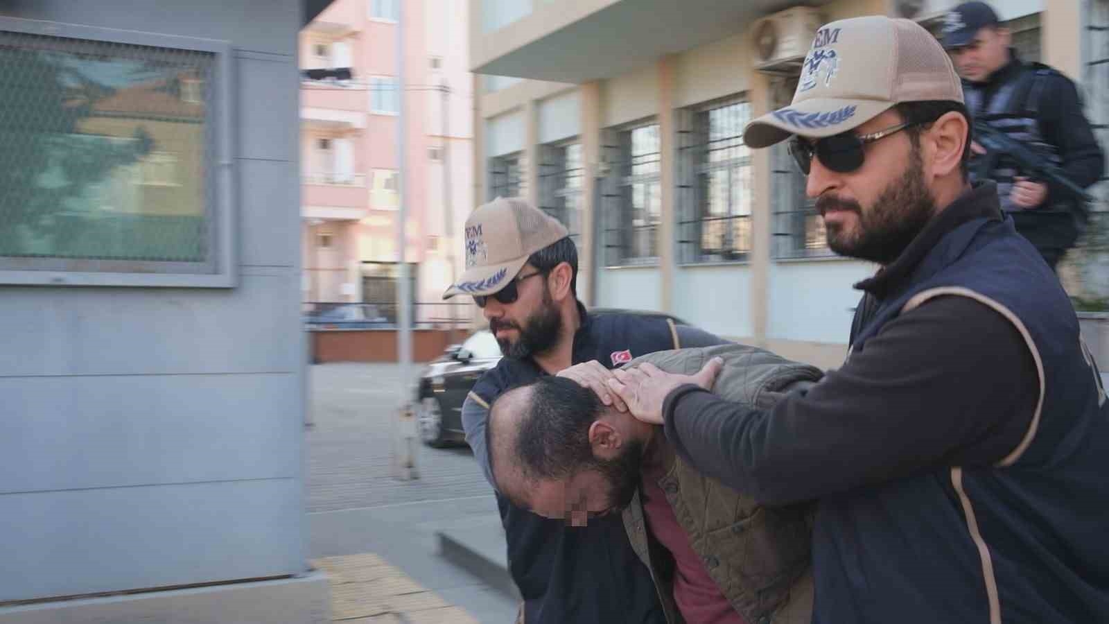 Mersin'de Cumhurbaşkanı'na hakaretten gözaltına alınan şahıs tutuklandı