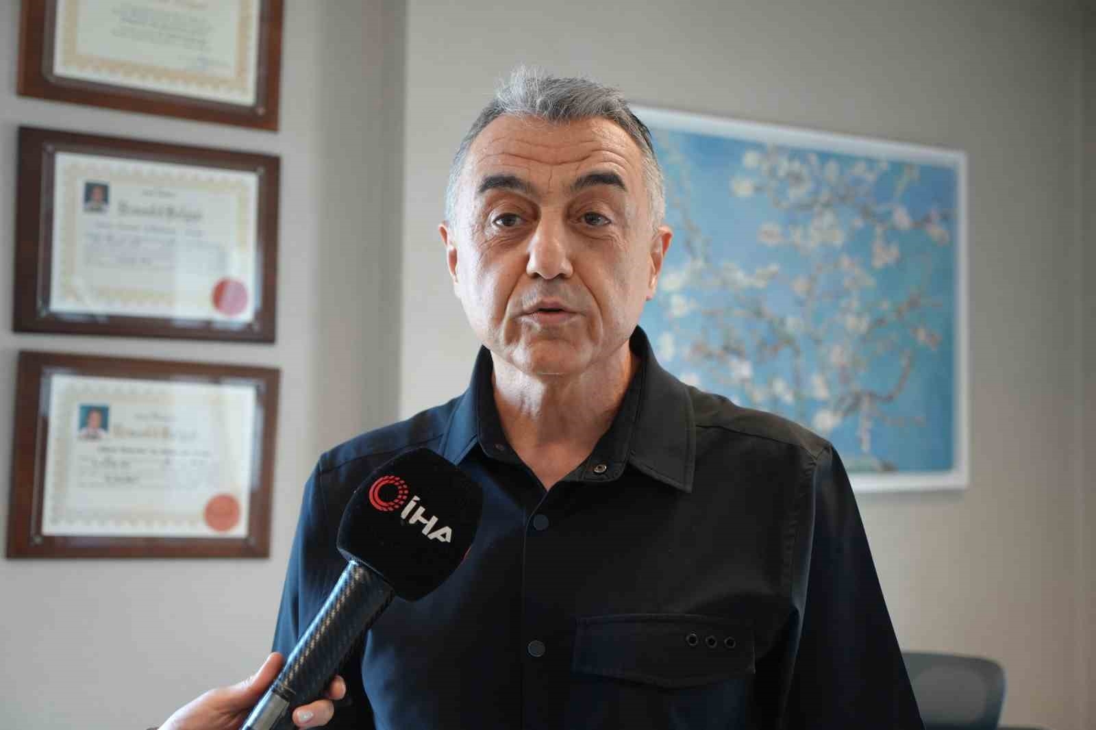 Taraftarlar bu sefer Mehmet'in kanserle mücadelesi için meşale yaktı