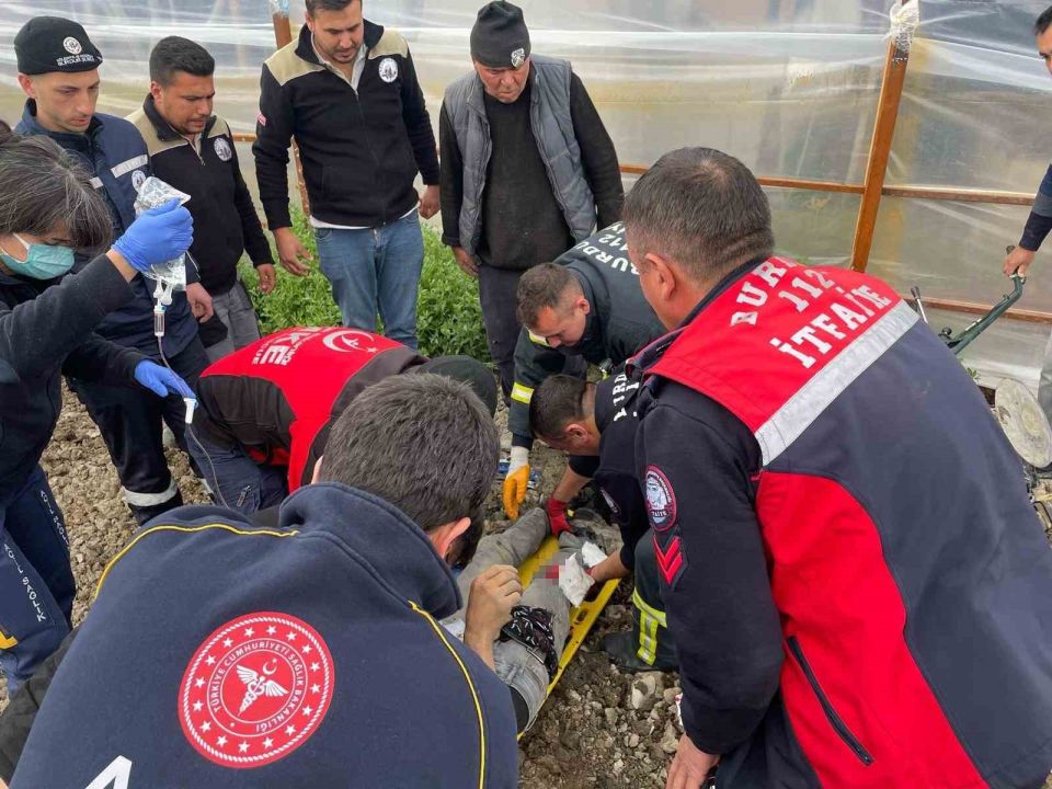Ayağı çapa makinesine sıkışan şahıs itfaiye ekipleri tarafından kurtarıldı