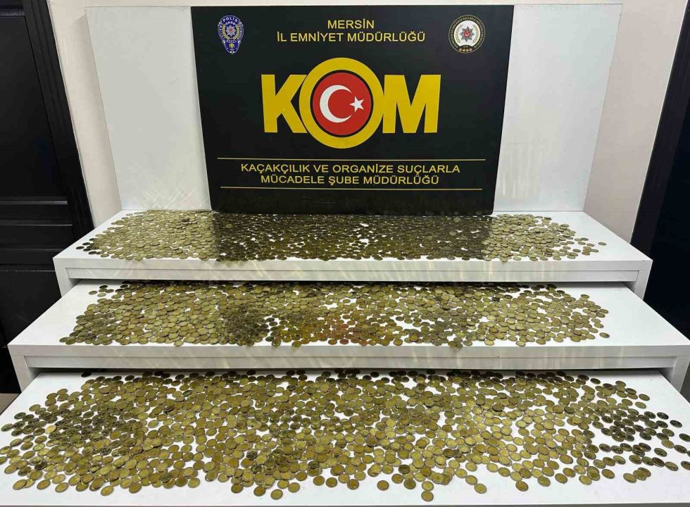 Piyasa değeri 430 bin TL: Sahte 5 bin adet madeni 2 euro ele geçirildi