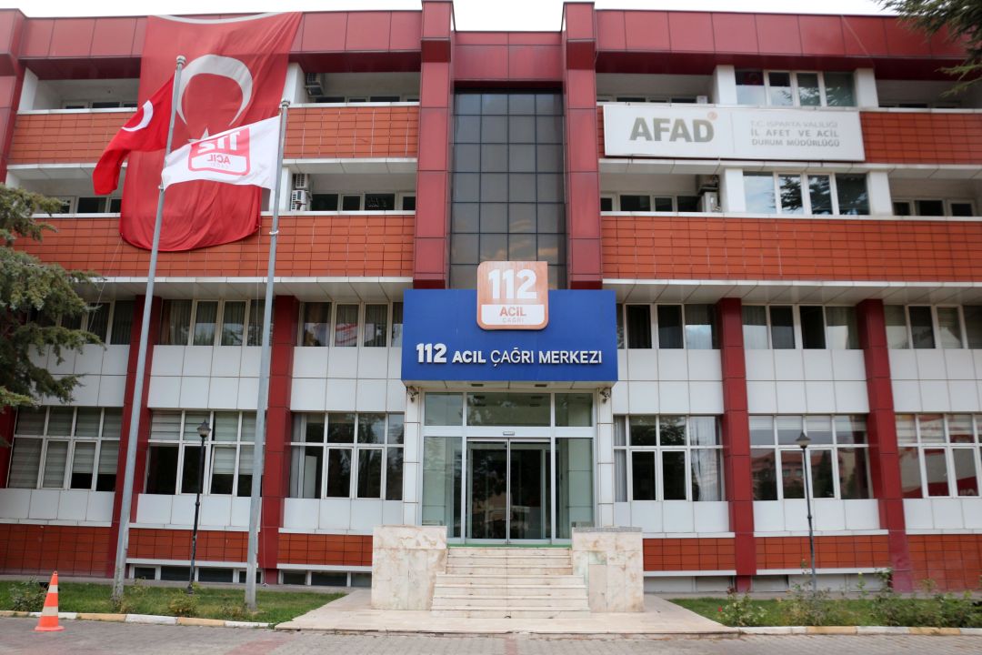 Isparta'da, 112'ye 8 ayda gelen 260 bin çağrıdan 160 bini asılsız