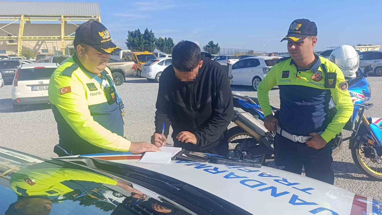 ’Yaptıklarımızdan pişman değiliz, aklımız yapamadıklarımızda’ dediler 220 bin lira ceza yediler