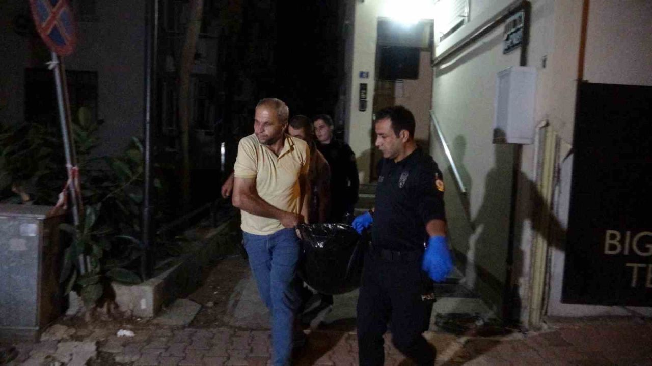 1 saat yanından ayrıldı, geri döndüğünde yaşlı adamı ölü olarak buldu