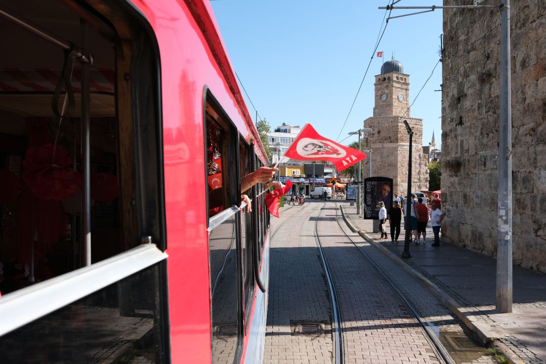 Nostalji tramvayında Cumhuriyet Bayramı kutlandı