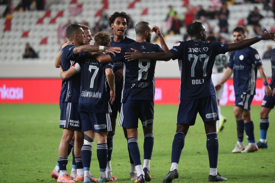 Antalyaspor, kupada üst tura yükseldi