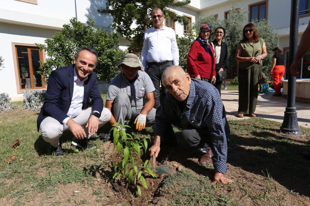 Şefkat ve Huzurevi'nde, Dünya Yaşlılar günü kutlandı