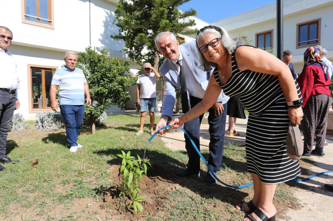 Şefkat ve Huzurevi'nde, Dünya Yaşlılar günü kutlandı