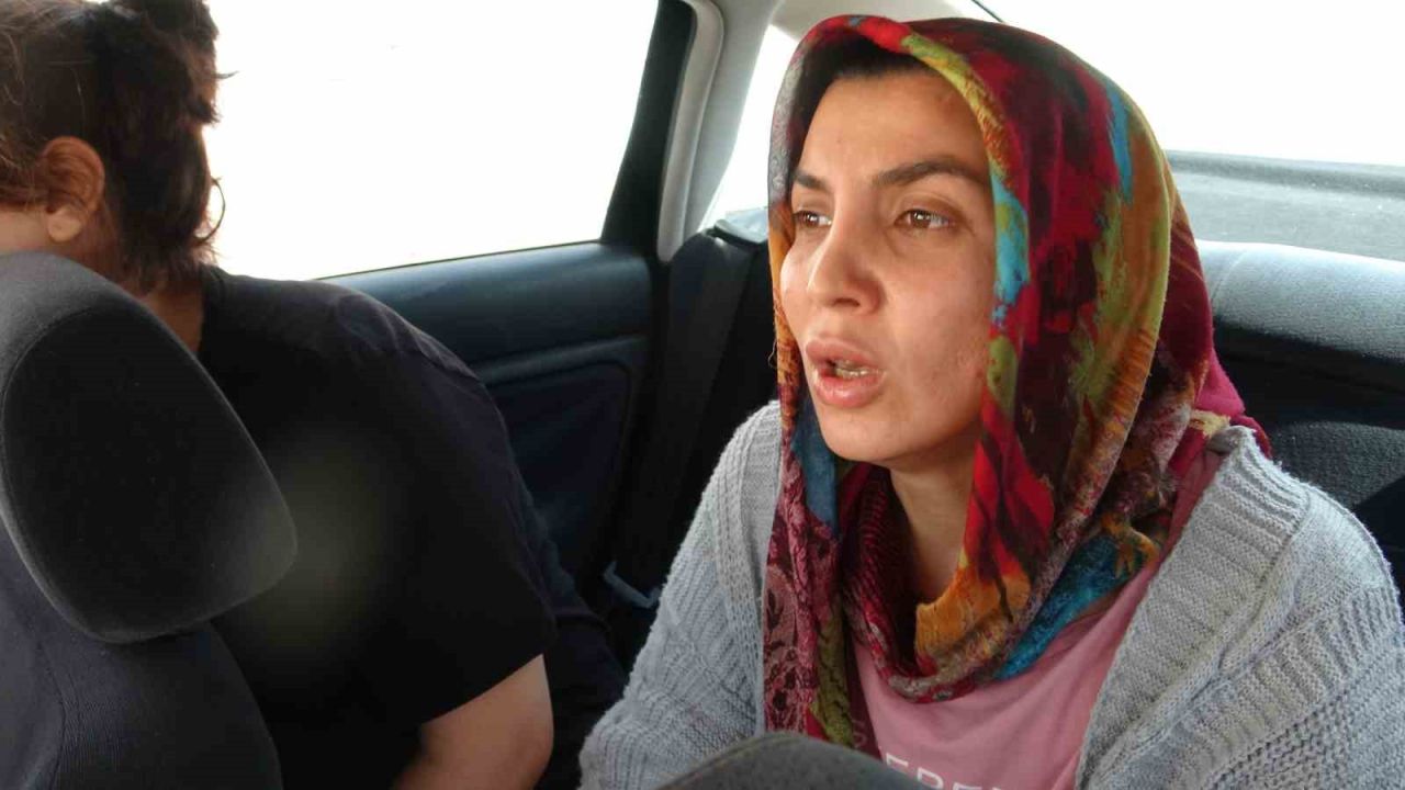 Genç hemşire, kazada yaralanan teyzesini hayatta tutmak için tüm gücüyle mücadele etti