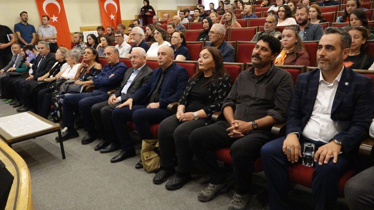 Hacılar Büyük Höyük kazısını anlattı