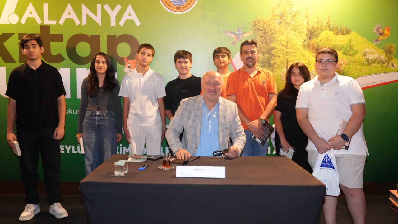 Alanya Kitap Fuarı sona erdi
