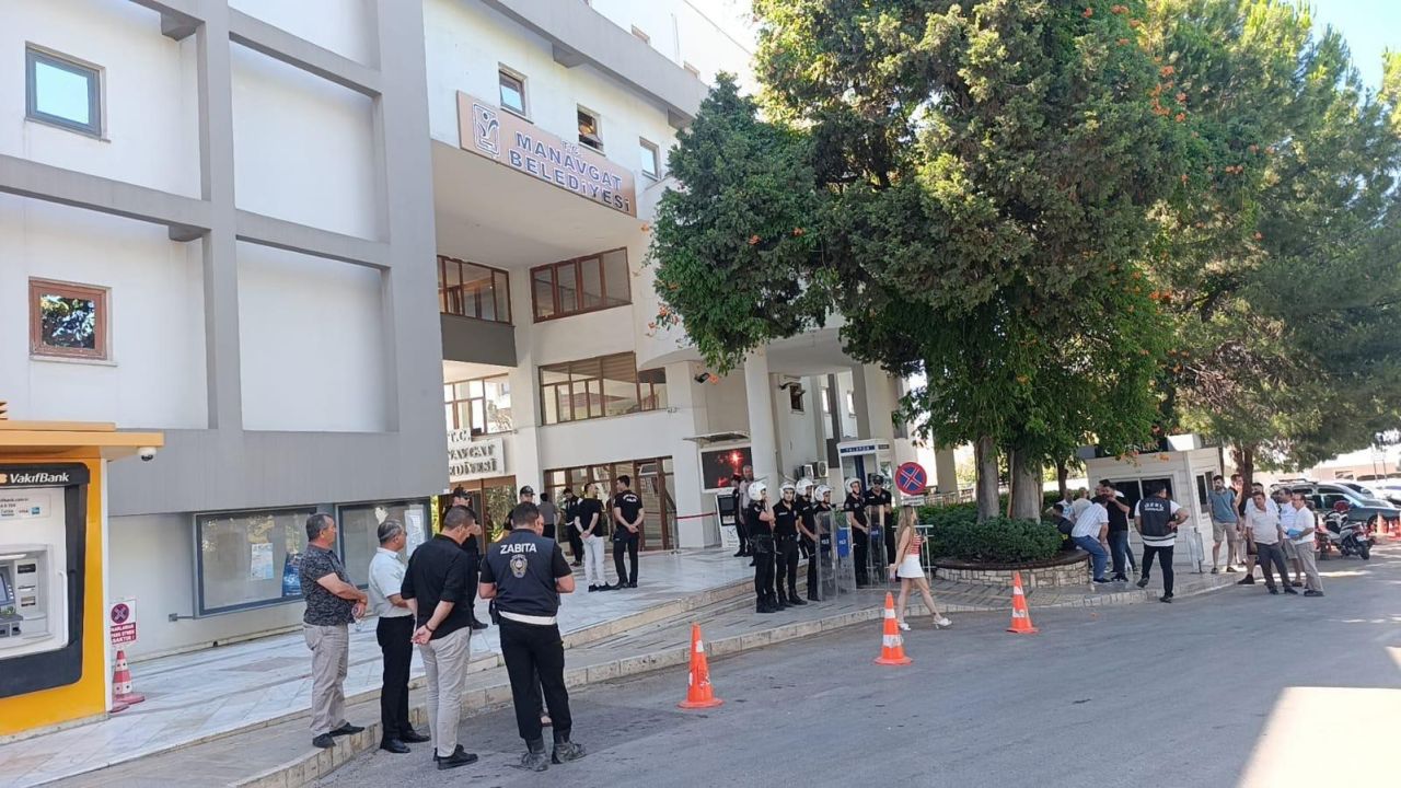 Manavgat Belediyesi’ndeki yolsuzluk ve rüşvet soruşturmasında iddianame kabul edildi
