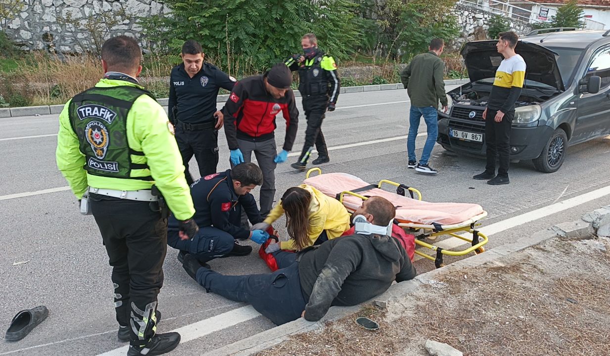 Burdur-Antalya yolunda kaza: 3 yaralı