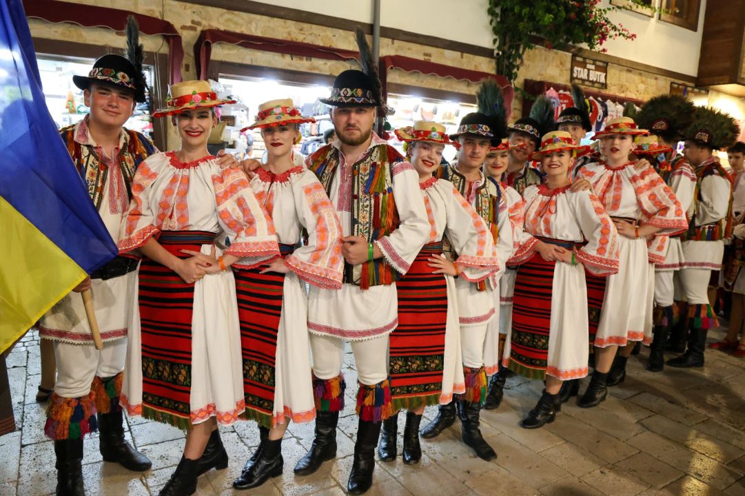 Halk Dansları Festivali başladı