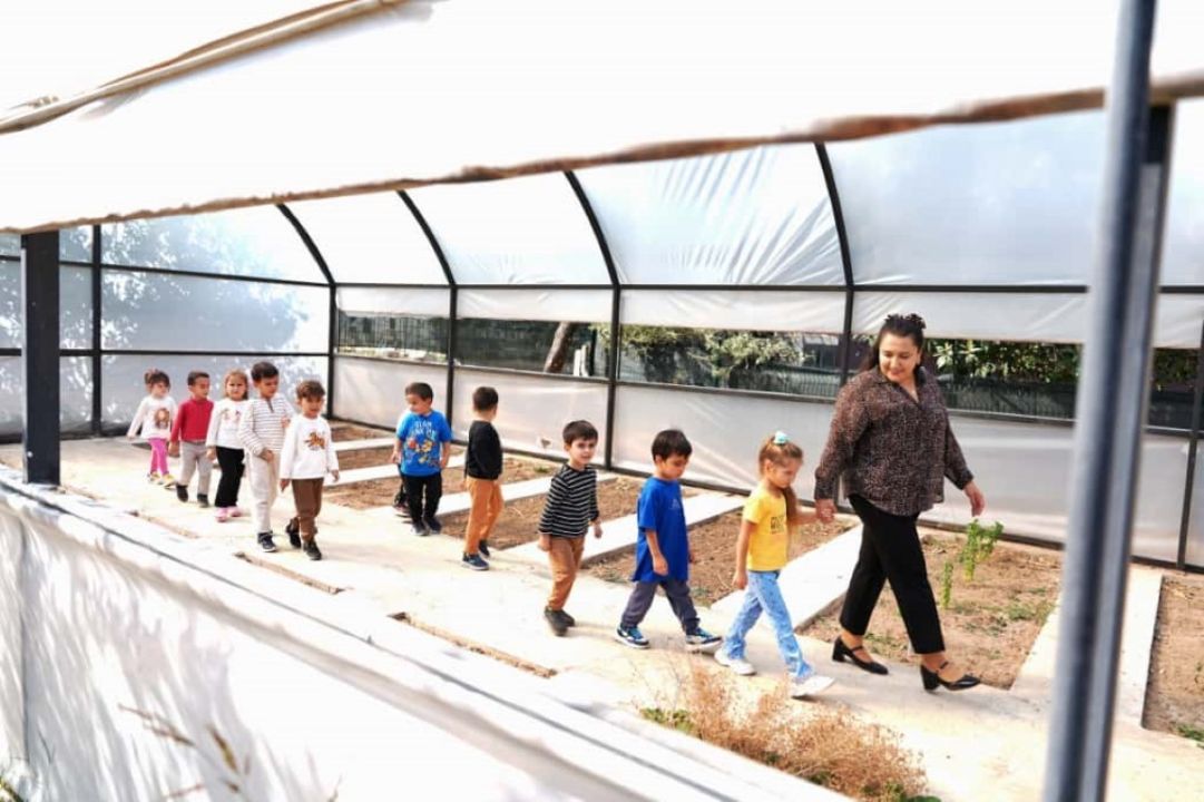 Doğa Çocuk Enstitüsü’nde hem öğreniyor hem de eğleniyorlar