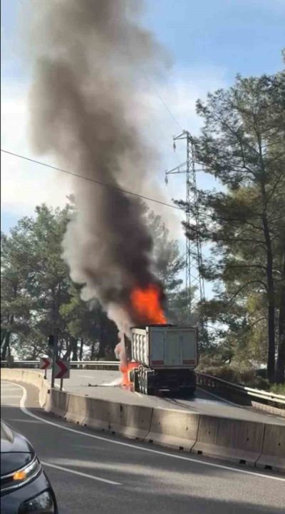 Sakar rampasında araç yangını