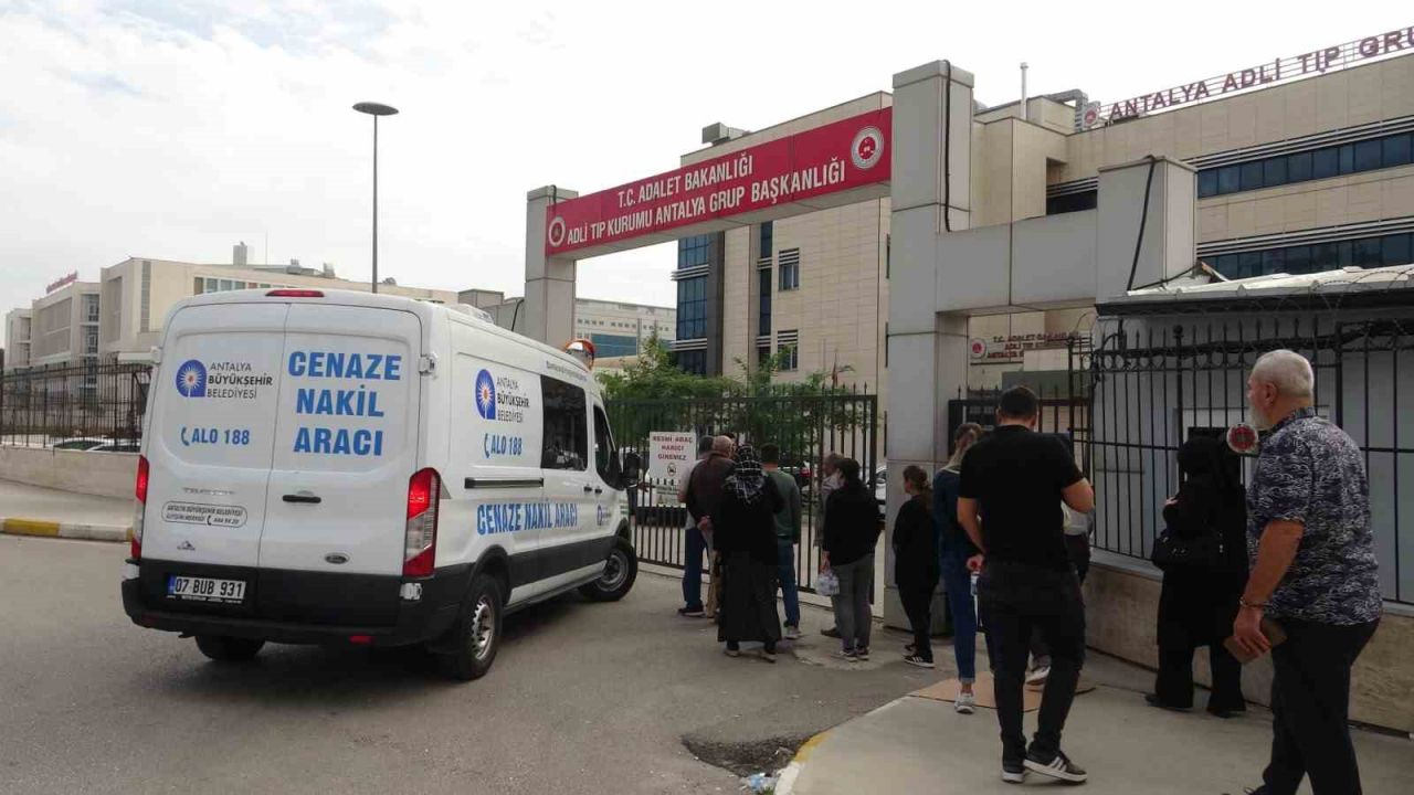 Yolda yürürken yok yere hayattan kopartıldı, ailesi kornealarını bağışladı