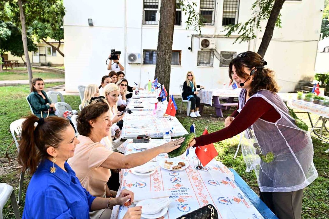 Mikro yeşilliklerle minyatür bahçeler oluşturdular