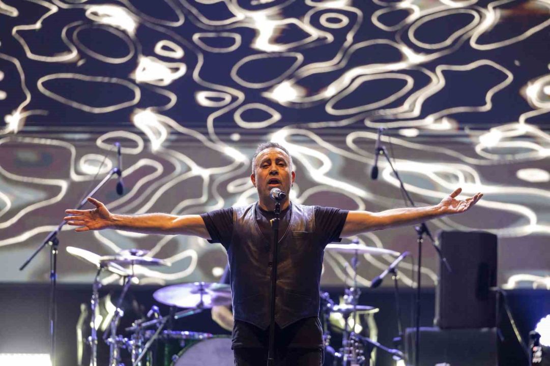 4. Ulusulararası Tarsus Festivali renkli görüntülerle başladı