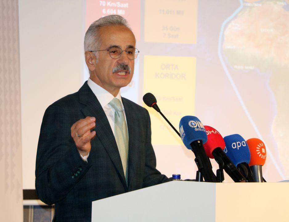Bakan Uraloğlu: 5G ile iletişim hızımız 10 kat artacak
