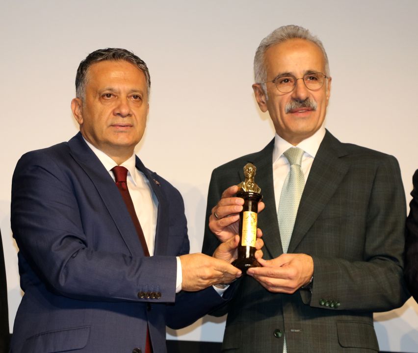 Bakan Uraloğlu: 5G ile iletişim hızımız 10 kat artacak