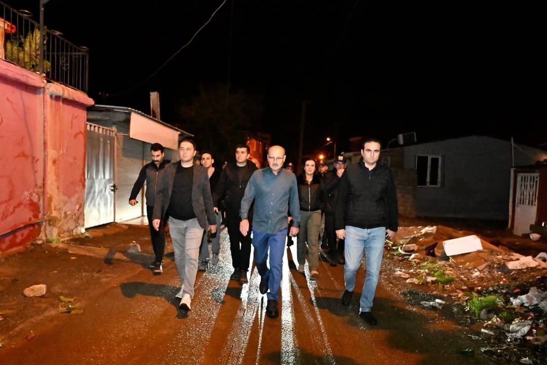 Bekçilerin ‘Dur’ ihtarına uymadı, denetim yapan il emniyet müdürüne yakalandı, ateş açılarak durduruldu