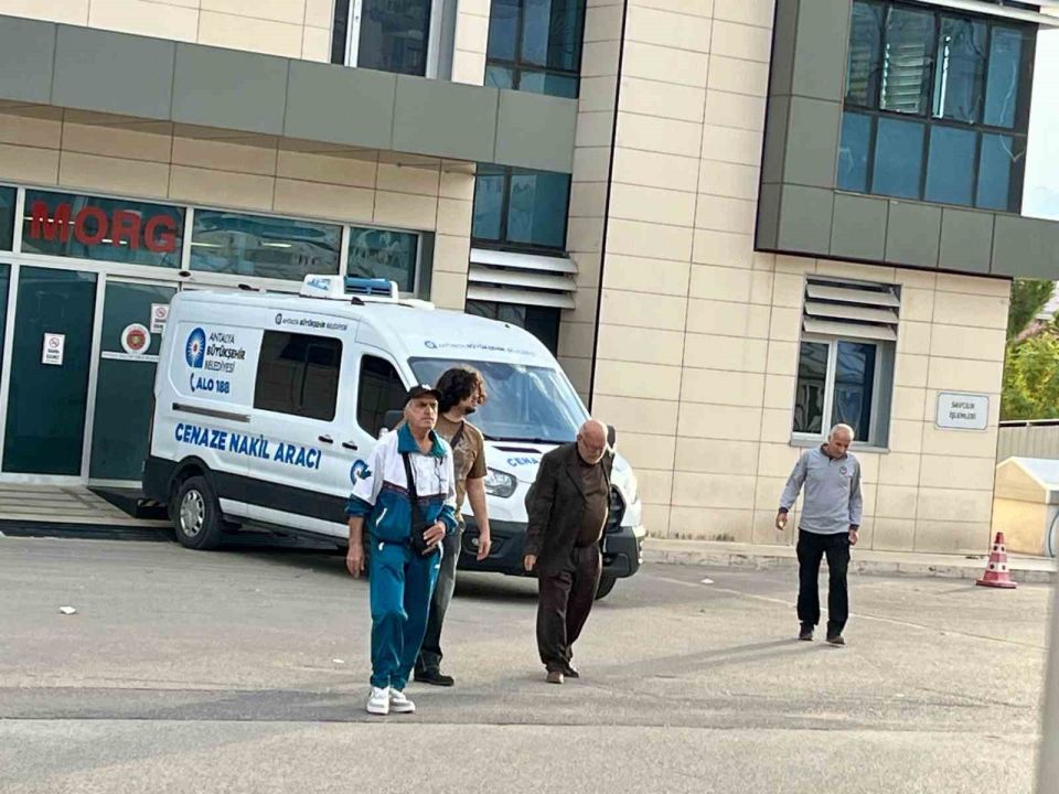 Denizden cesedi bulunan kız çocuğunun kimliği belirlendi aile gözyaşlarına boğuldu