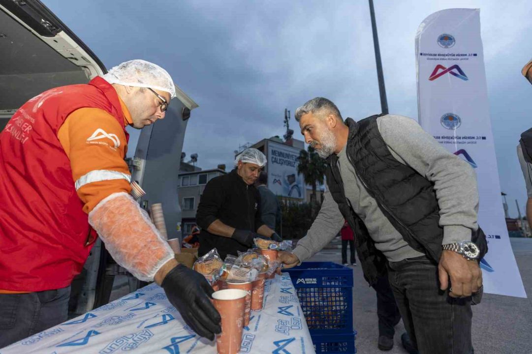 ‘1 Ekmek 1 Çorba’ projesi bu kış da Mersin’in içini ısıtıyor