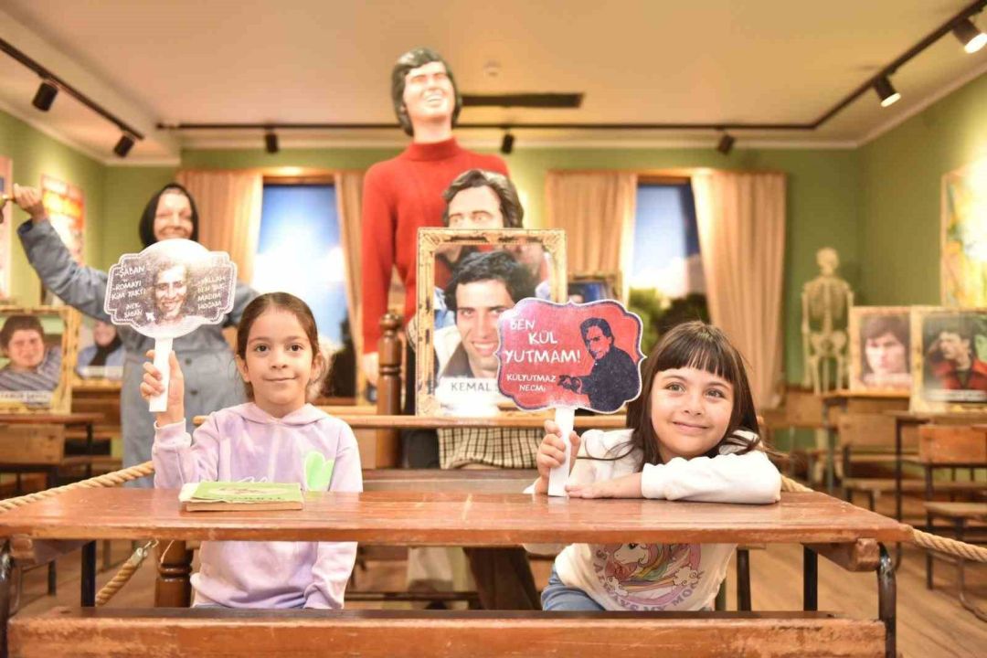 Kahramanların emanetleri, kitapların ışığında bir araya geldi