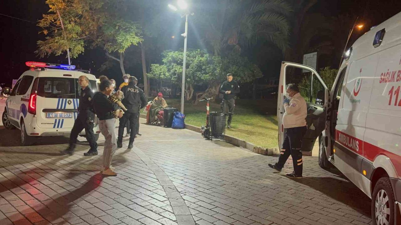 Marmaris’te 70 yaşındaki Kıbrıs gazisi saatler süren ikna çabalarının ardından aparta yerleştirildi